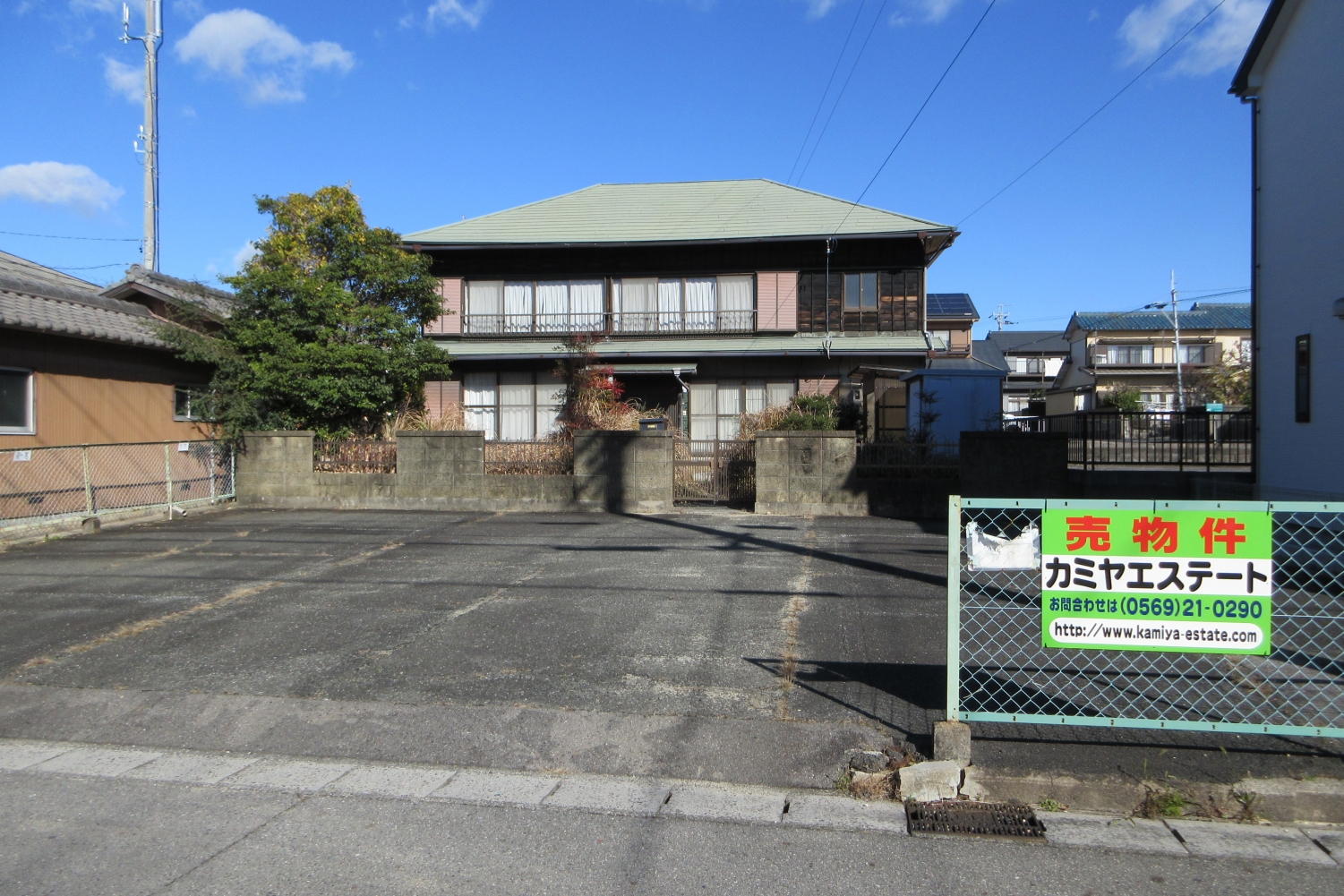 売土地　半田市平地町2丁目87、89